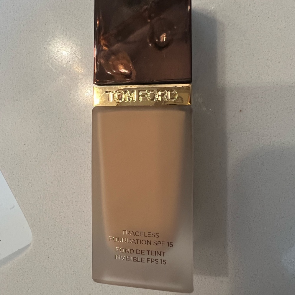 Tom ford traceless foundation #6.0 natural